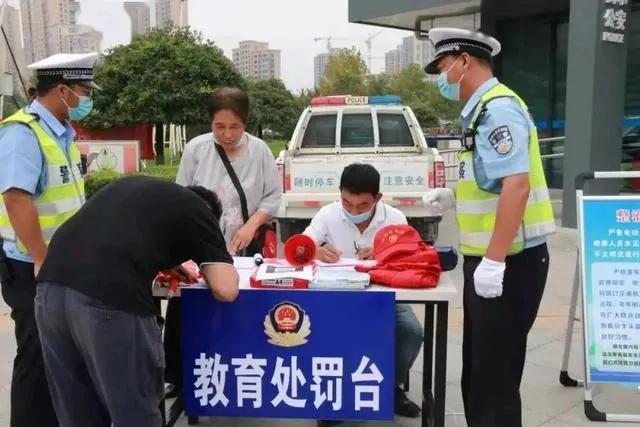 发生事故交警扣车多少天可以提车_车辆发生事故交警扣车期限_汽车事故交警扣车时间