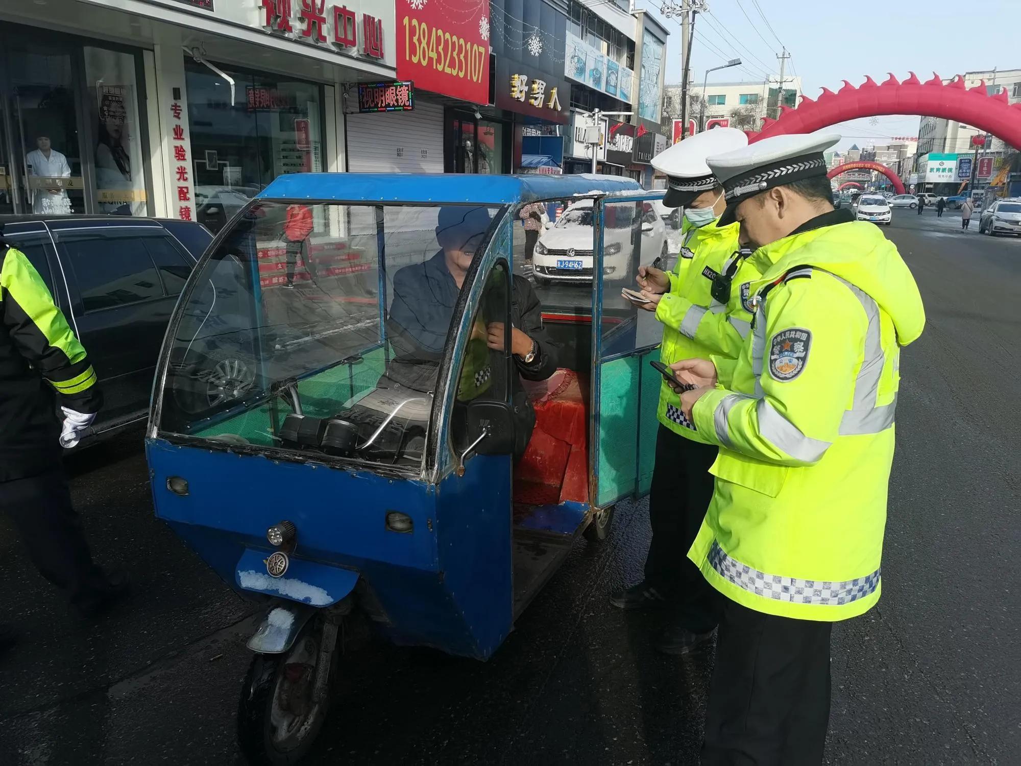 车辆发生事故交警扣车期限_发生事故交警扣车多少天可以提车_汽车事故交警扣车时间