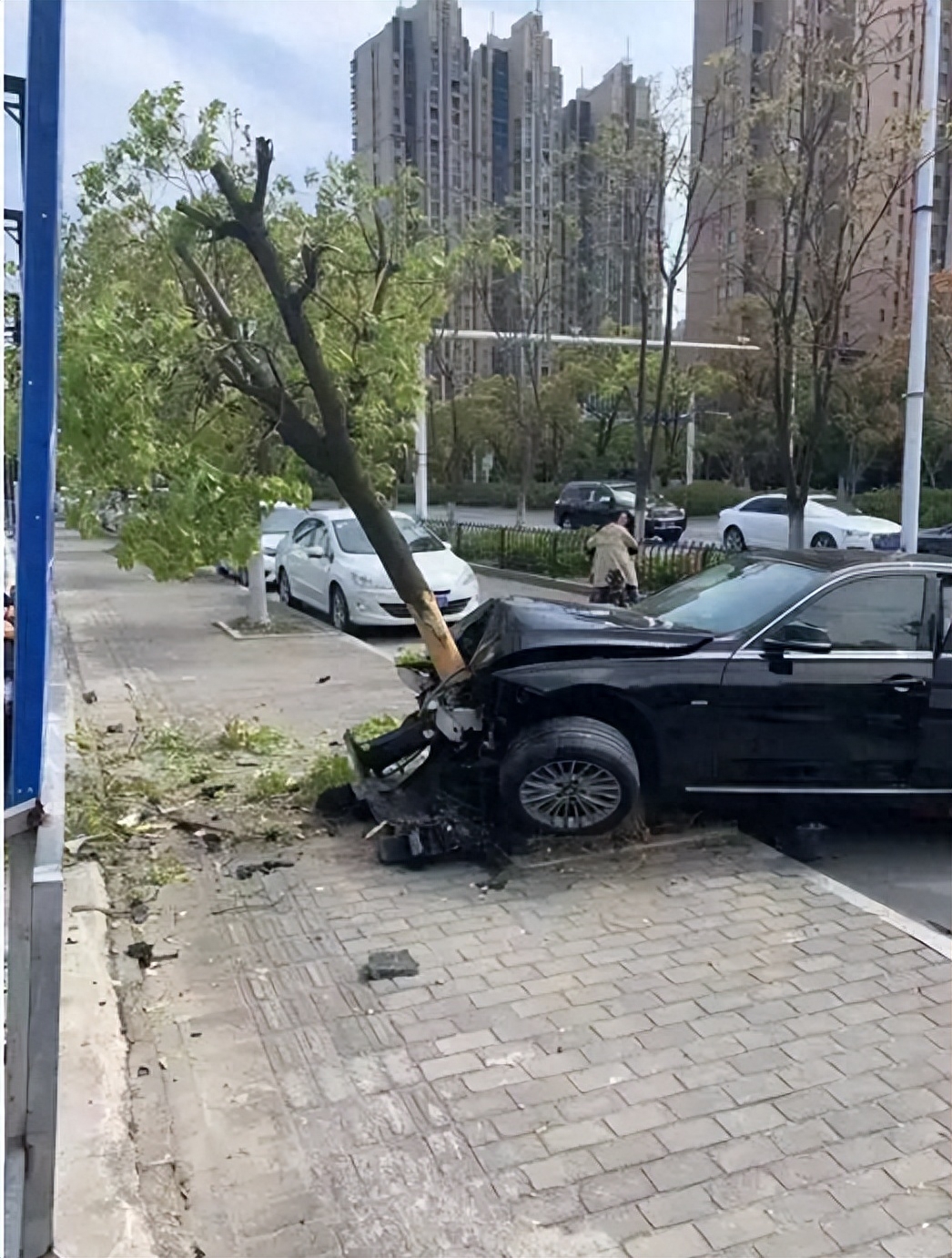 交通事故需要扣车吗_交通事故需要扣车吗_交通事故需要扣车吗